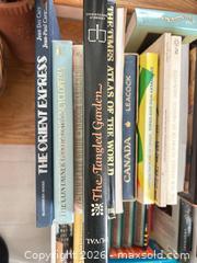 MaxSold Auction: Lot of Used Books - Mixed Hardcover & Paperback B - Ottawa (Ontario, Canada) PARTNER MANAGED Downsizing Online Auction - Carling Avenue (CONDO)