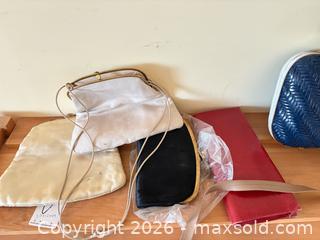 MaxSold Auction: Lot of Women's Handbags, Clutches and Pouches A - Ottawa (Ontario, Canada) PARTNER MANAGED Downsizing Online Auction - Carling Avenue (CONDO)