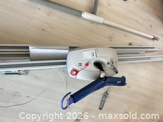 MaxSold Auction: Maxi Sky Ceiling Track-Mounted Patient Lift (Approx. 15 ft) C - Ottawa (Ontario, Canada) PARTNER MANAGED Downsizing Online Auction - Carling Avenue (CONDO)