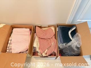 MaxSold Auction: Mixed Sewing Supplies & Fabric Lot with Packaged Underpads B - Ottawa (Ontario, Canada) PARTNER MANAGED Downsizing Online Auction - Carling Avenue (CONDO)
