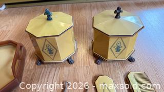 MaxSold Auction: Lucite Empire Womens Dresser Vanity Set - San Jose (California, USA) SELLER MANAGED Downsizing Online Auction -  Clarita Avenue