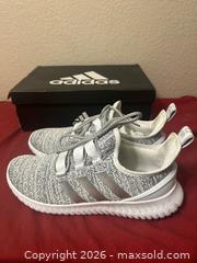 MaxSold Auction: Adidas Kaptir Men's Size 13 Gray White Athletic Running Shoes Sneakers EE9514 - Glendale (Arizona, USA) SELLER MANAGED Reseller Online Auction - Bell Road (CONDO)