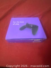 MaxSold Auction: Amazon Luna Wireless Controller For Gaming WiFi Bluetooth USB Alexa Switching - Glendale (Arizona, USA) SELLER MANAGED Reseller Online Auction - Bell Road (CONDO)