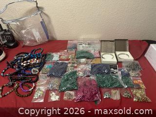 MaxSold Auction: Costume Jewelry With Beads, Bracelets, Necklaces - Glendale (Arizona, USA) SELLER MANAGED Reseller Online Auction - Bell Road (CONDO)