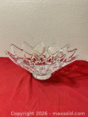 MaxSold Auction: Large Murano bowl Barovier & Toso transpLattice Decorative Centerpiece / Fruit Bowl - Glendale (Arizona, USA) SELLER MANAGED Reseller Online Auction - Bell Road (CONDO)