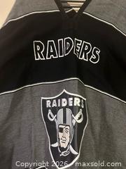 MaxSold Auction: Las Vegas Raiders Poncho Logo Embroidered OS Black/Gray Fringe Open Sides NFL - Glendale (Arizona, USA) SELLER MANAGED Reseller Online Auction - Bell Road (CONDO)