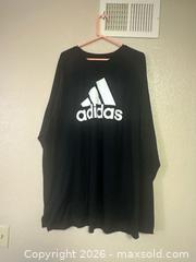 MaxSold Auction: Men's Basic Badge of Sport Long-Sleeve Crewneck T-Shirt 4XT - Glendale (Arizona, USA) SELLER MANAGED Reseller Online Auction - Bell Road (CONDO)