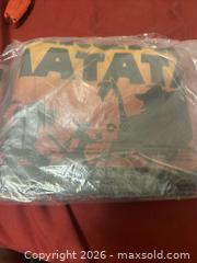 MaxSold Auction: New Disney The Lion King Hakuna Matata  3XL  Char T-shirt - Glendale (Arizona, USA) SELLER MANAGED Reseller Online Auction - Bell Road (CONDO)