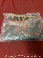 MaxSold Auction: New Disney The Lion King Hakuna Matata T-Shirt 4XL Char - Glendale (Arizona, USA) SELLER MANAGED Reseller Online Auction - Bell Road (CONDO)