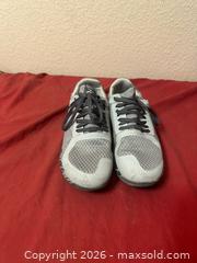 MaxSold Auction: Reebok Men's Flashfilm Train Cross Trainer Size 8 - Glendale (Arizona, USA) SELLER MANAGED Reseller Online Auction - Bell Road (CONDO)