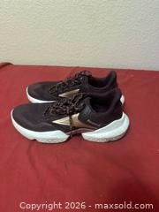 MaxSold Auction: Reebok Split Fuel Run Men's Shoes Navy-Washed-Silver-White dv7016 Size 10 - Glendale (Arizona, USA) SELLER MANAGED Reseller Online Auction - Bell Road (CONDO)