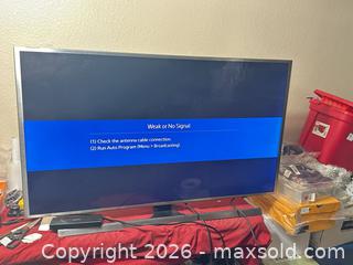 MaxSold Auction: Samsung UN48JS8500FXZA 48" 4K SUHD 3D Smart TV with Peak Illuminator Pro Nano Tested Works - Glendale (Arizona, USA) SELLER MANAGED Reseller Online Auction - Bell Road (CONDO)