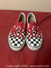 MaxSold Auction: Vans Classic Slip-On SZ 8.5 Checker Flame Red White Skate Shoes VN0A38F7RX5 - Glendale (Arizona, USA) SELLER MANAGED Reseller Online Auction - Bell Road (CONDO)