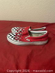 MaxSold Auction: Vans Classic Slip-On SZ 8.5 Checker Flame Red White Skate Shoes VN0A38F7RX5 - Glendale (Arizona, USA) SELLER MANAGED Reseller Online Auction - Bell Road (CONDO)