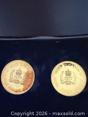 MaxSold Auction: 2 PC SET 1977 QUEEN ELIZABETH II SILVER JUBILEE 2 TROY OZ. FINE SILVER PROVINCE OF ONTARIO - Toronto (Ontario, Canada) SELLER MANAGED Downsizing Online Auction - Applefield Drive