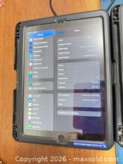 MaxSold Auction: 3 iPad 6th generation  - Toronto (Ontario, Canada) SELLER MANAGED Downsizing Online Auction - Applefield Drive