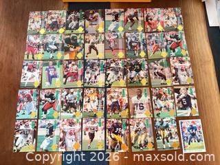 MaxSold Auction: Football trading cards lot mint  - Toronto (Ontario, Canada) SELLER MANAGED Downsizing Online Auction - Applefield Drive