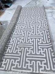 MaxSold Auction: 8'x10' Geometric Beige/Taupe Area Rug - Los Angeles (California, USA) SELLER MANAGED Downsizing Online Auction - North Wilmington Boulevard