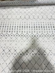 MaxSold Auction: Ivory and  Grey Moroccan Area Rug, 8'x10' - Los Angeles (California, USA) SELLER MANAGED Downsizing Online Auction - North Wilmington Boulevard