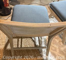 MaxSold Auction: Set of 2 mcm accent chairs - Los Angeles (California, USA) SELLER MANAGED Downsizing Online Auction - North Wilmington Boulevard