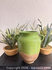 MaxSold Auction: Vase & Faux Plants - Los Angeles (California, USA) SELLER MANAGED Downsizing Online Auction - North Wilmington Boulevard