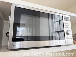 MaxSold Auction: Panasonic Stainless Microwave Oven  - Toronto (Ontario, Canada) PARTNER MANAGED Estate Sale Online Auction - Dunvegan Road
