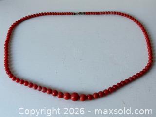 MaxSold Auction: Vintage Natural Coral Bead Necklace + Beads  - Toronto (Ontario, Canada) PARTNER MANAGED Estate Sale Online Auction - Dunvegan Road