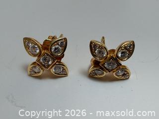 MaxSold Auction: 18kt Yellow Gold + Diamond Floral Earrings + Appraisal  - Toronto (Ontario, Canada) PARTNER MANAGED Estate Sale Online Auction - Glen Road