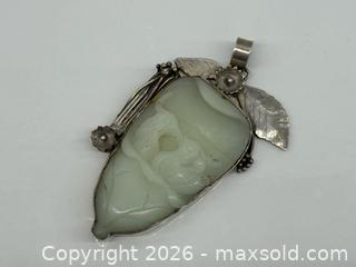 MaxSold Auction: Antique Carved Jade Bird Motif Pendant in Sterling Silver Mounting - Toronto (Ontario, Canada) PARTNER MANAGED Estate Sale Online Auction - Glen Road