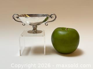 MaxSold Auction: Italian Pampaloni Hammered Sterling Pedestal Nut Dishes x2 - Toronto (Ontario, Canada) PARTNER MANAGED Estate Sale Online Auction - Glen Road