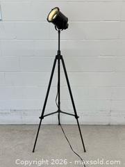MaxSold Auction: Modern Metal Tripod Floor Lamp - Toronto (Ontario, Canada) PARTNER MANAGED Estate Sale Online Auction - Glen Road