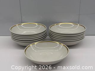 MaxSold Auction: Royal Doulton Gold Rimmed Fine Hotel China Bowls x 13 - Toronto (Ontario, Canada) PARTNER MANAGED Estate Sale Online Auction - Glen Road