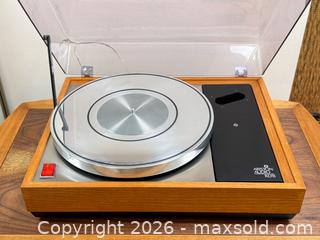 MaxSold Auction: Vintage Ariston RD11 Turntable  - Toronto (Ontario, Canada) PARTNER MANAGED Estate Sale Online Auction - Glen Road