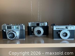 MaxSold Auction: Vintage Voigtlander + Agfa 35mm Film Cameras  - Toronto (Ontario, Canada) PARTNER MANAGED Estate Sale Online Auction - Glen Road