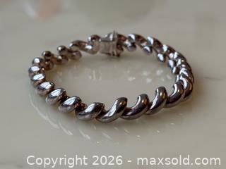 MaxSold Auction: Women’s Modernist Sterling Bracelet - Toronto (Ontario, Canada) PARTNER MANAGED Estate Sale Online Auction - Glen Road