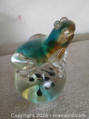 MaxSold Auction: 4” Handmade Glass Frog Paperweight - Sun City (Arizona, USA) SELLER MANAGED Reseller Online Auction - West Forrester Drive