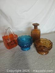 MaxSold Auction: Assorted Glassware – 4 - Sun City (Arizona, USA) SELLER MANAGED Reseller Online Auction - West Forrester Drive