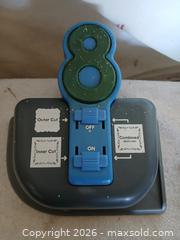 MaxSold Auction: Assorted Hole Punches – 8 - Sun City (Arizona, USA) SELLER MANAGED Reseller Online Auction - West Forrester Drive