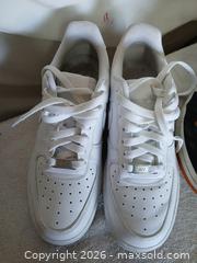 MaxSold Auction: Athletic Shoes – 2 pair - Sun City (Arizona, USA) SELLER MANAGED Reseller Online Auction - West Forrester Drive