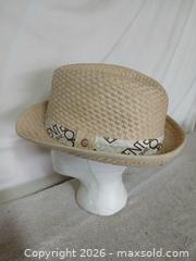 MaxSold Auction: Element Crowns Hat - Sun City (Arizona, USA) SELLER MANAGED Reseller Online Auction - West Forrester Drive