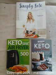 MaxSold Auction: Keto Cookbooks – 3 - Sun City (Arizona, USA) SELLER MANAGED Reseller Online Auction - West Forrester Drive