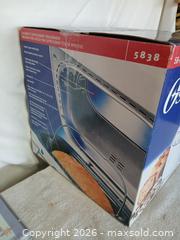 MaxSold Auction: Oster 58 – minute Expressbake Breadmaker - Sun City (Arizona, USA) SELLER MANAGED Reseller Online Auction - West Forrester Drive