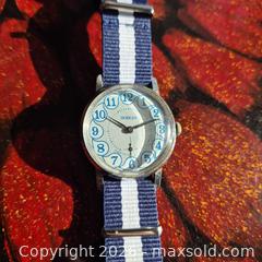 MaxSold Auction: Podeba Vintage Soviet Mechanical Watch  - Toronto (Ontario, Canada) SELLER MANAGED Reseller Online Auction -  Cranfield Road