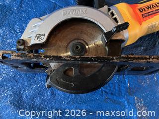 MaxSold Auction: DeWalt Cordless Construction Tools - Douglas (Massachusetts, USA) PARTNER MANAGED Estate Sale Online Auction - South West Main Street