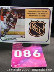 MaxSold Auction: 1981-82 O-Pee-Chee Wayne Gretzky Edmonton Oilers #383, Collectable Trading Card - Aurora (Ontario, Canada) SELLER MANAGED Estate Sale Online Auction - Closs Square