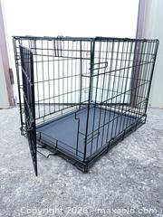 MaxSold Auction: Medium Black Metal Wire Dog Crate 24x17x20in, Single Door - Garden City (Georgia, USA) SELLER MANAGED Downsizing Online Auction -  Bryce Industrial Drive