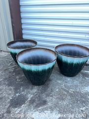 MaxSold Auction: Set of 3 Large 15.5" Plastic Planters - Green/White/Brown - Garden City (Georgia, USA) SELLER MANAGED Downsizing Online Auction -  Bryce Industrial Drive