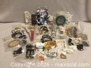 MaxSold Auction: Mixed Jewelry Lot (50 pieces) - Hamilton (Ontario, Canada) SELLER MANAGED Downsizing Online Auction - Moffat Road