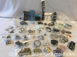 MaxSold Auction: Mixed Jewelry Lot (50 pieces) - Hamilton (Ontario, Canada) SELLER MANAGED Downsizing Online Auction - Moffat Road