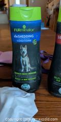 MaxSold Auction: Dog shampoo/conditioner leash etc - Tay (Ontario, Canada) SELLER MANAGED Downsizing Online Auction - Reeves Road